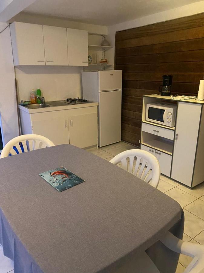 فندق Location Bas De Maison ساينت آن المظهر الخارجي الصورة